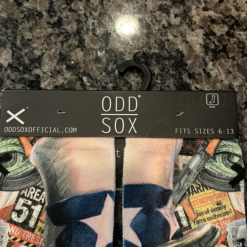 ODDSOX - Picture 3 of 8